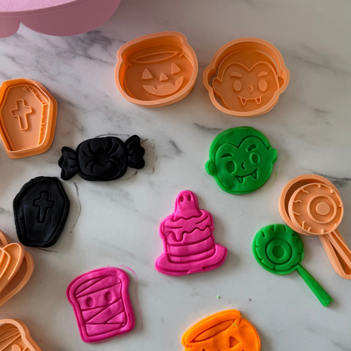 Halloween Play Dough Activity Box