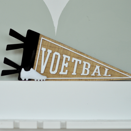 Voetbal Pennant | Wooden Wall Decor for Kids Rooms
